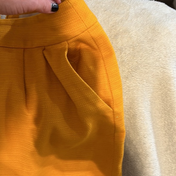 Banana Republic mustard skirt - Picture 4 of 5